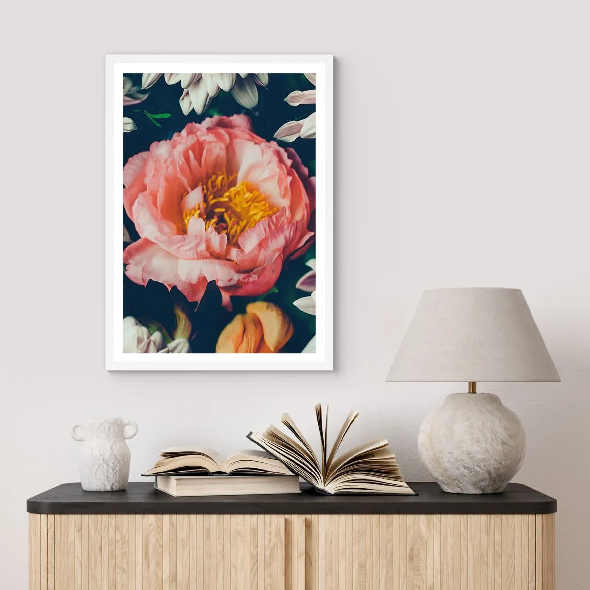 Plakát v bílém rámu - S barokním přepychem - 40x50 cm