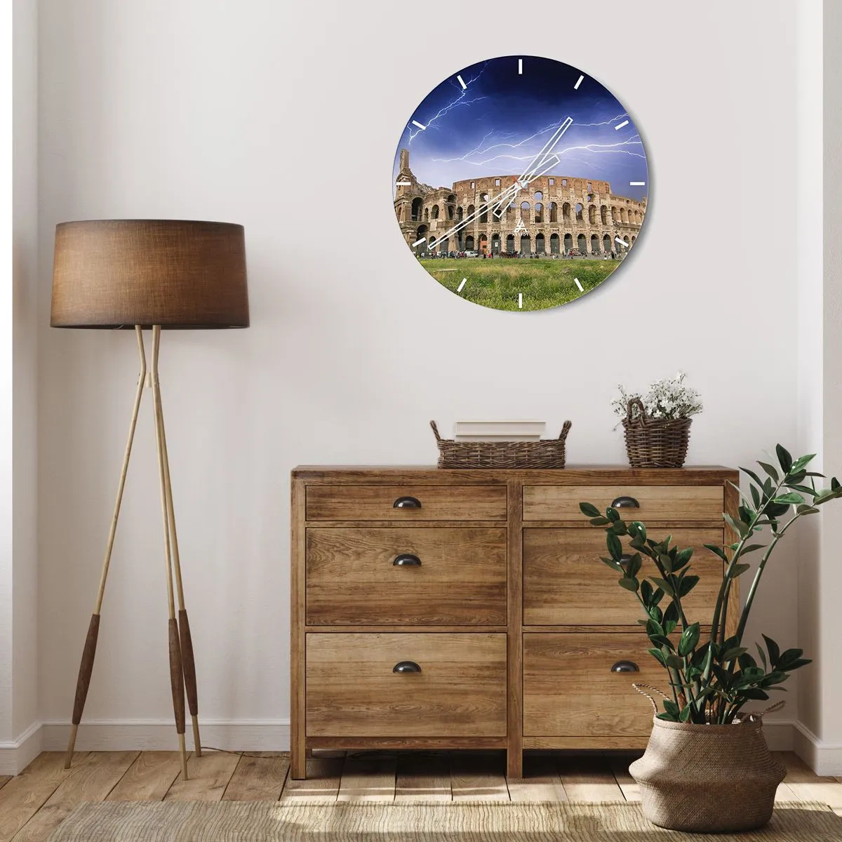 Nástěnné hodiny - Koloseum osvětlené blesky proti temné obloze - 30x30cm - Aréna války - Moderní nástěnná dekorace do obývacího pokoje, kuchyně a ložnice ARTTOR