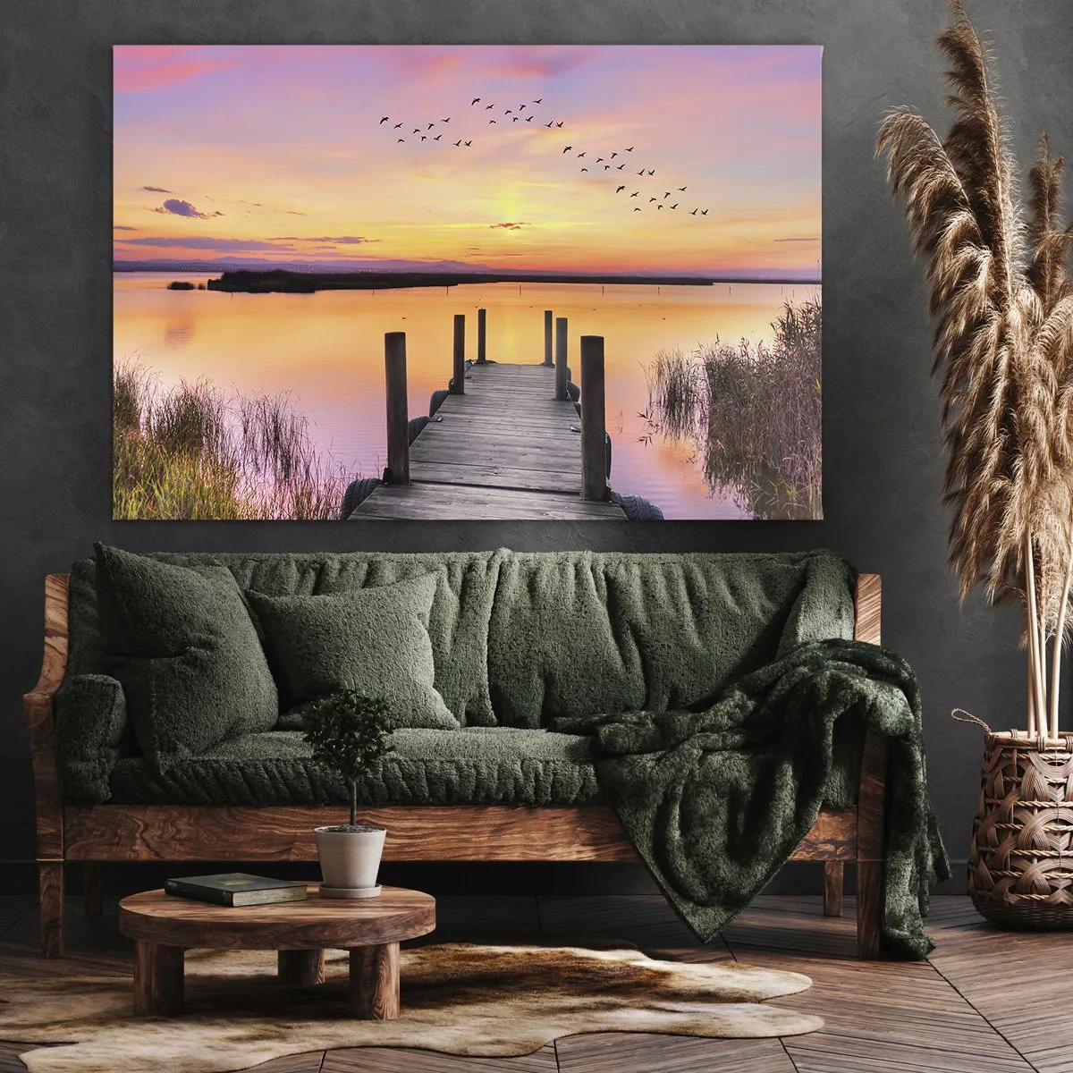 Obraz na plátně - Molo na jezeře při západu slunce s ptáky na obloze - 70x50cm - Fialové tiché svítání - Moderní nástěnná dekorace do obývacího pokoje a ložnice ARTTOR