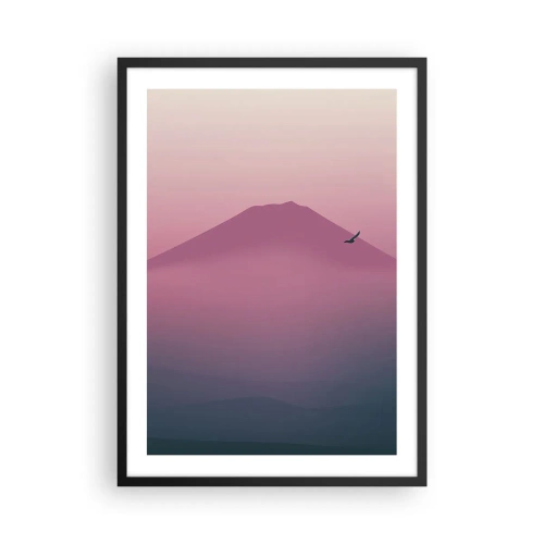 Plakát v černém rámu - Minimalistická horská krajina v odstínech růžové a fialové - 50x70cm - Poutníci nad oblaky - Moderní nástěnná dekorace do obývacího pokoje a ložnice ARTTOR