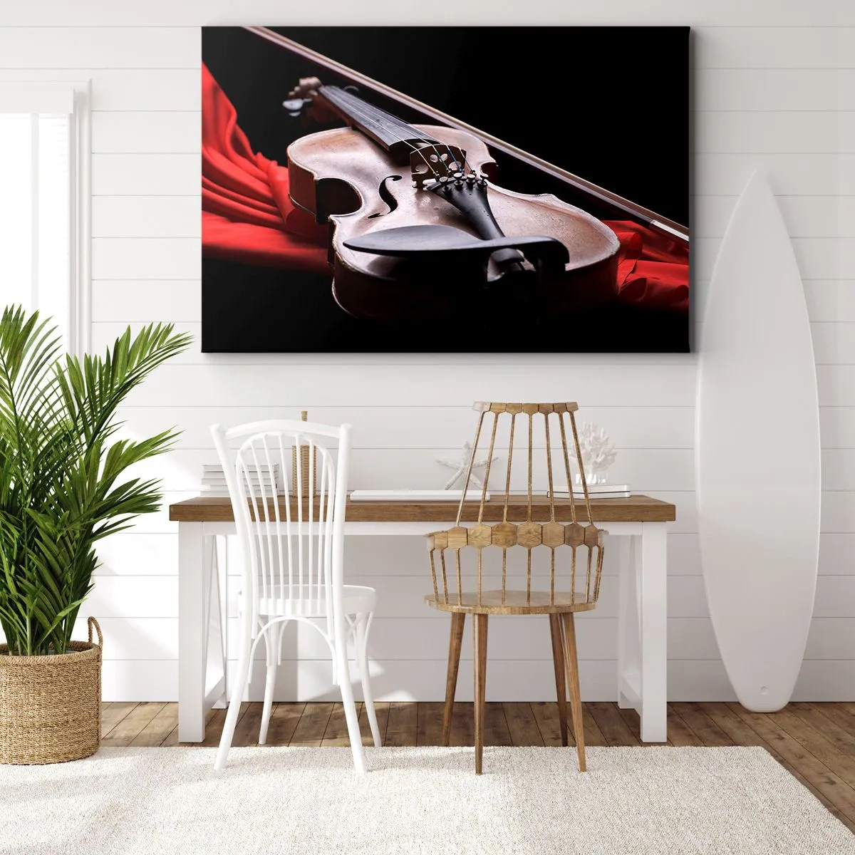 Obraz na plátně - Housle na červené látce s černým pozadím - 70x50cm - Hudba pocitů - Moderní nástěnná dekorace do obývacího pokoje a ložnice ARTTOR