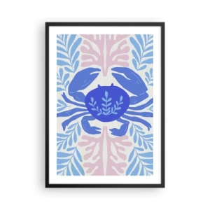 Plakát v černém rámu - Dekorativní modrý krab obklopený mořskými rostlinami. - 50x70cm - Jako mořský květ - Moderní nástěnná dekorace do obývacího pokoje a ložnice ARTTOR
