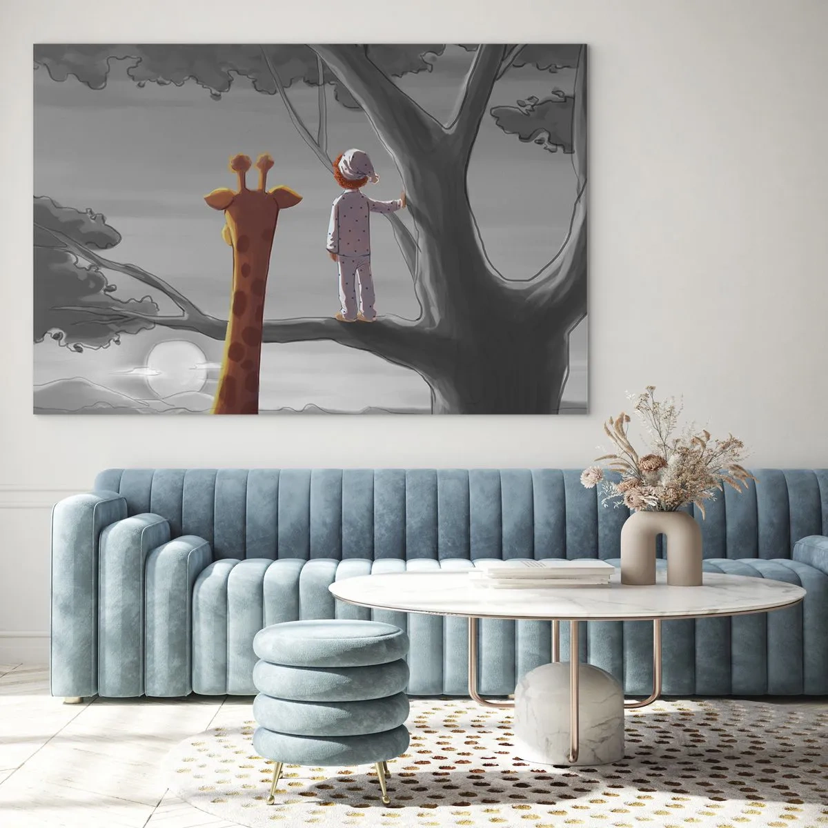 Obraz na skle - Dítě v pyžamu a žirafa sledují západ slunce ze stromu. - 70x50cm - Fakt se to děje - Moderní nástěnná dekorace do obývacího pokoje a ložnice ARTTOR