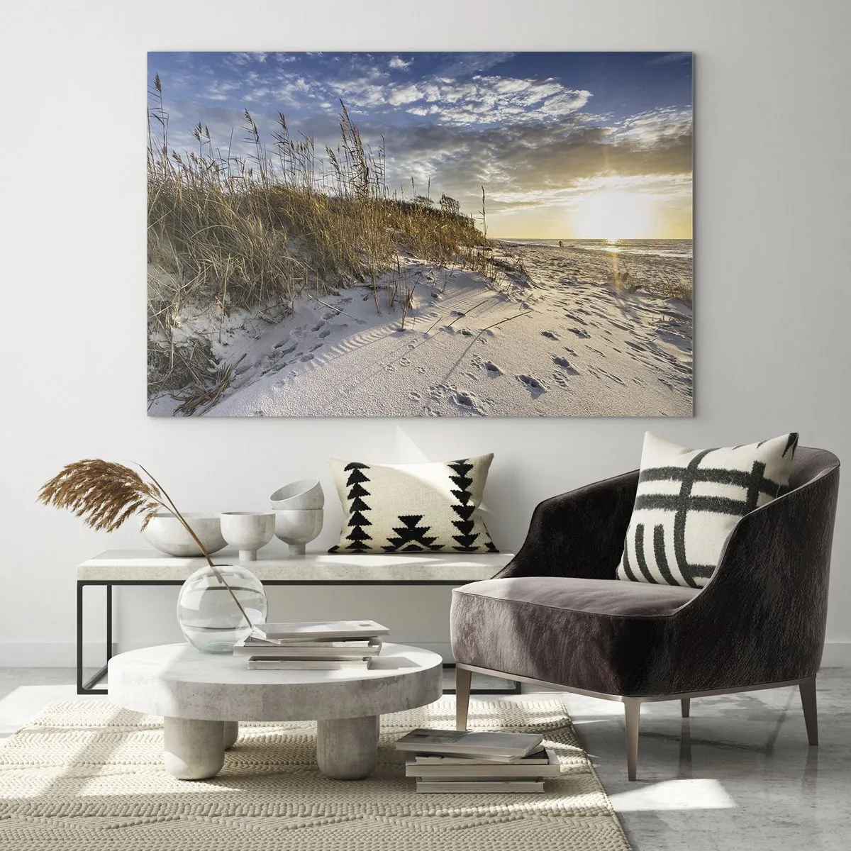Obraz na skle - Písečná pláž při západu slunce s trávou u duny - 70x50cm - Pozvánka na procházku - Moderní nástěnná dekorace do obývacího pokoje a ložnice ARTTOR