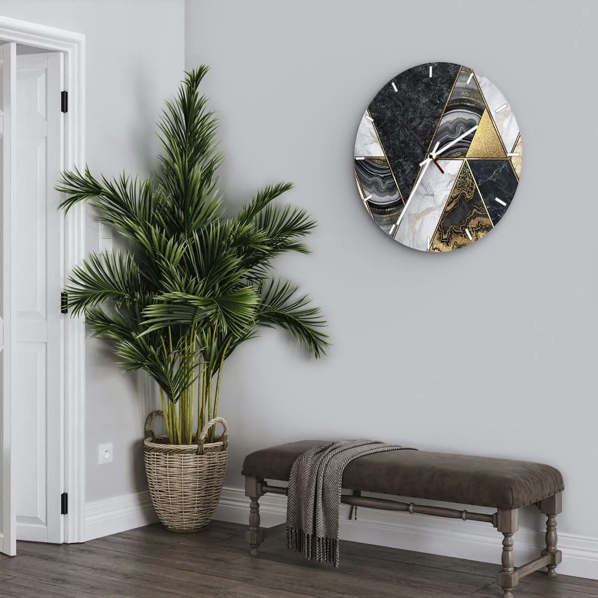 Nástěnné hodiny - Zlaté a mramorové trojúhelníky v geometrické mozaice - 30x30cm - Kámen vedle kamene - Moderní nástěnná dekorace do obývacího pokoje, kuchyně a ložnice ARTTOR
