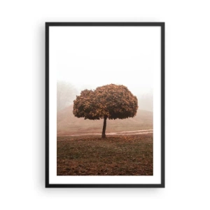 Plakát v černém rámu - Osamělý strom v podzimní mlze - 50x70cm - Po rušném létě - Moderní nástěnná dekorace do obývacího pokoje a ložnice ARTTOR
