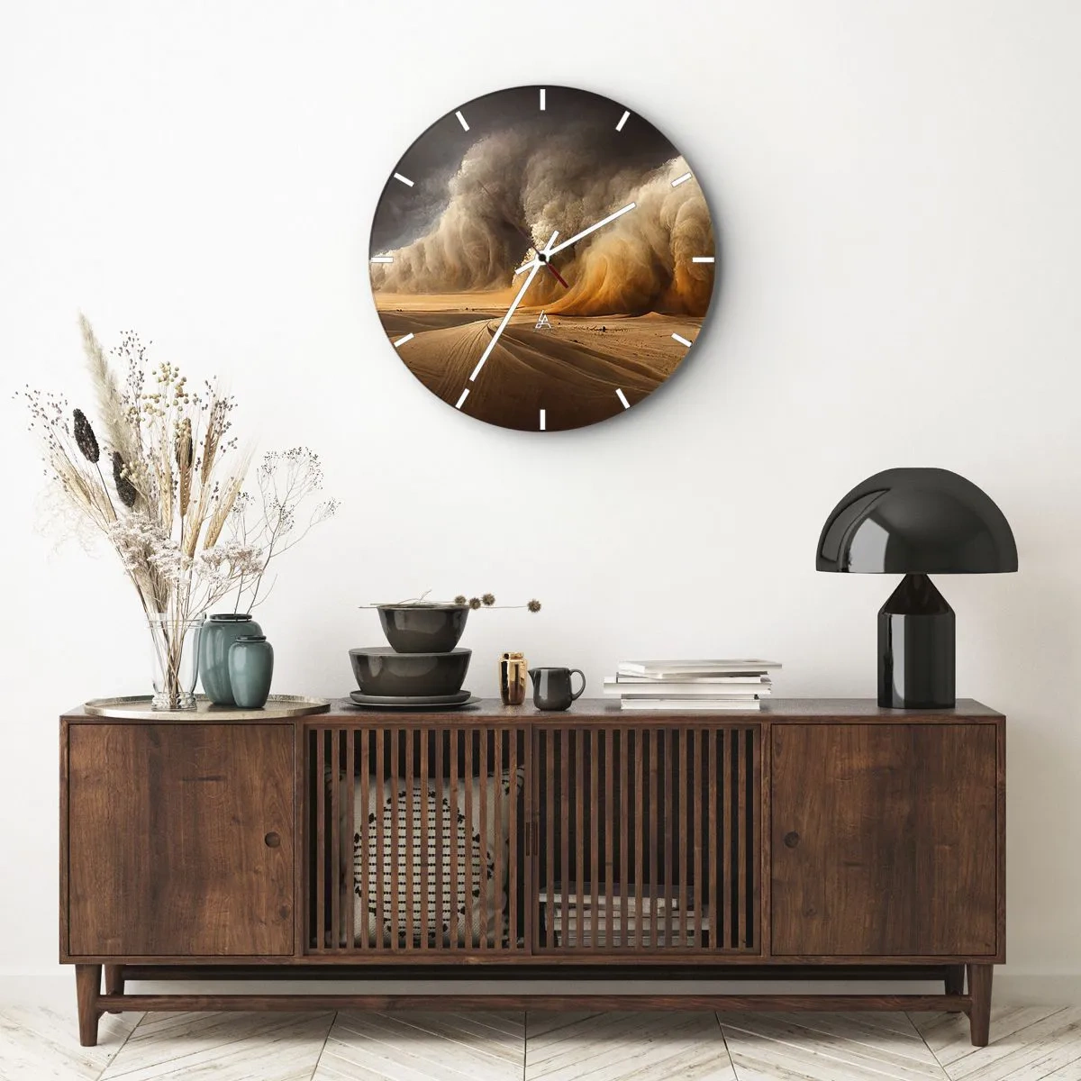 Nástěnné hodiny - Pouští se přehání obrovská písečná bouře - 30x30cm - Hněv pouště - Moderní nástěnná dekorace do obývacího pokoje, kuchyně a ložnice ARTTOR