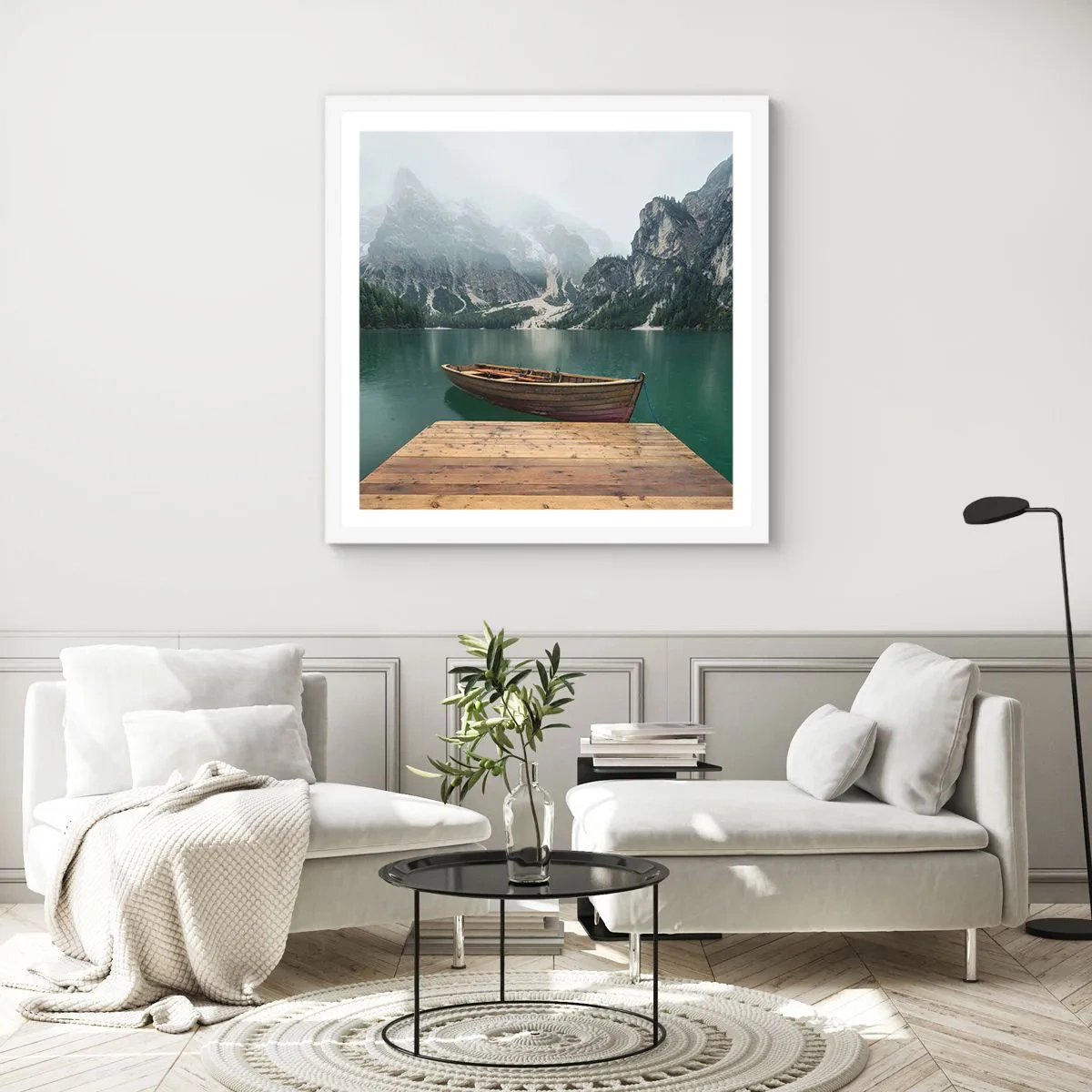 Plakát v bílém rámu - „Hrdé skály vepředu“ - 50x50 cm