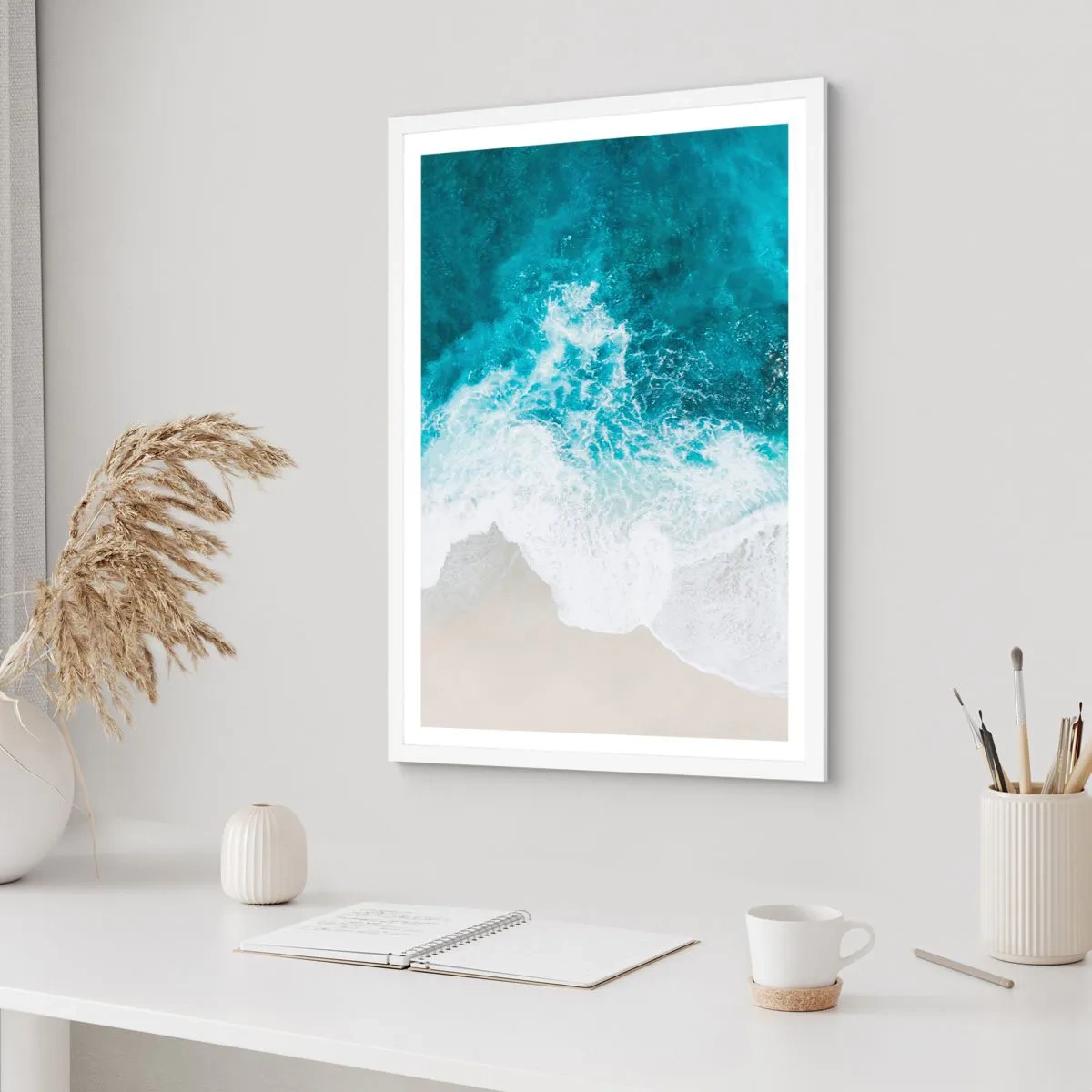 Plakát v bílém rámu - Přirozené pohlazení - 70x100 cm