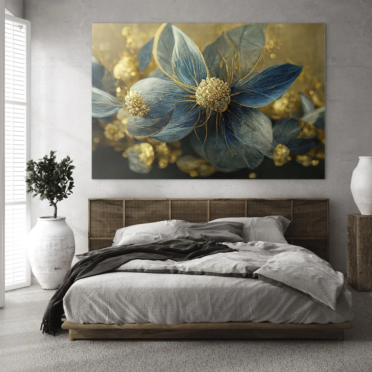 Obraz na skle - Modré a zlaté květy s luxusním nádechem - 70x50cm - Rozkvést zlatem - Moderní nástěnná dekorace do obývacího pokoje a ložnice ARTTOR