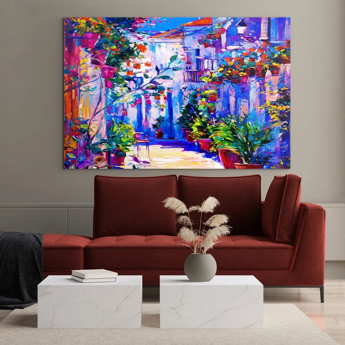 Obraz na skle - Barevná ulice s kvetoucími rostlinami a světlem - 70x50cm - Imprese - italská ulička - Moderní nástěnná dekorace do obývacího pokoje a ložnice ARTTOR