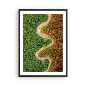 Plakát v černém rámu - Cesta se vine lesem rozděleným na zelenou a podzimní část - 50x70cm - Hranice a průlomy - Moderní nástěnná dekorace do obývacího pokoje a ložnice ARTTOR