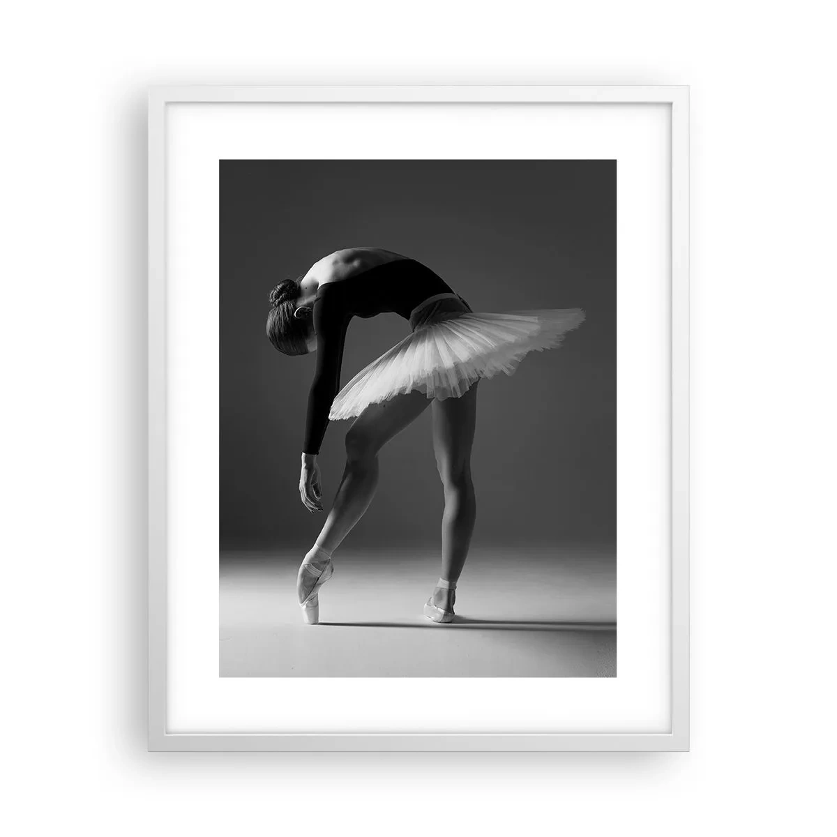 Plakát v bílém rámu - Bella ballerina - 40x50 cm
