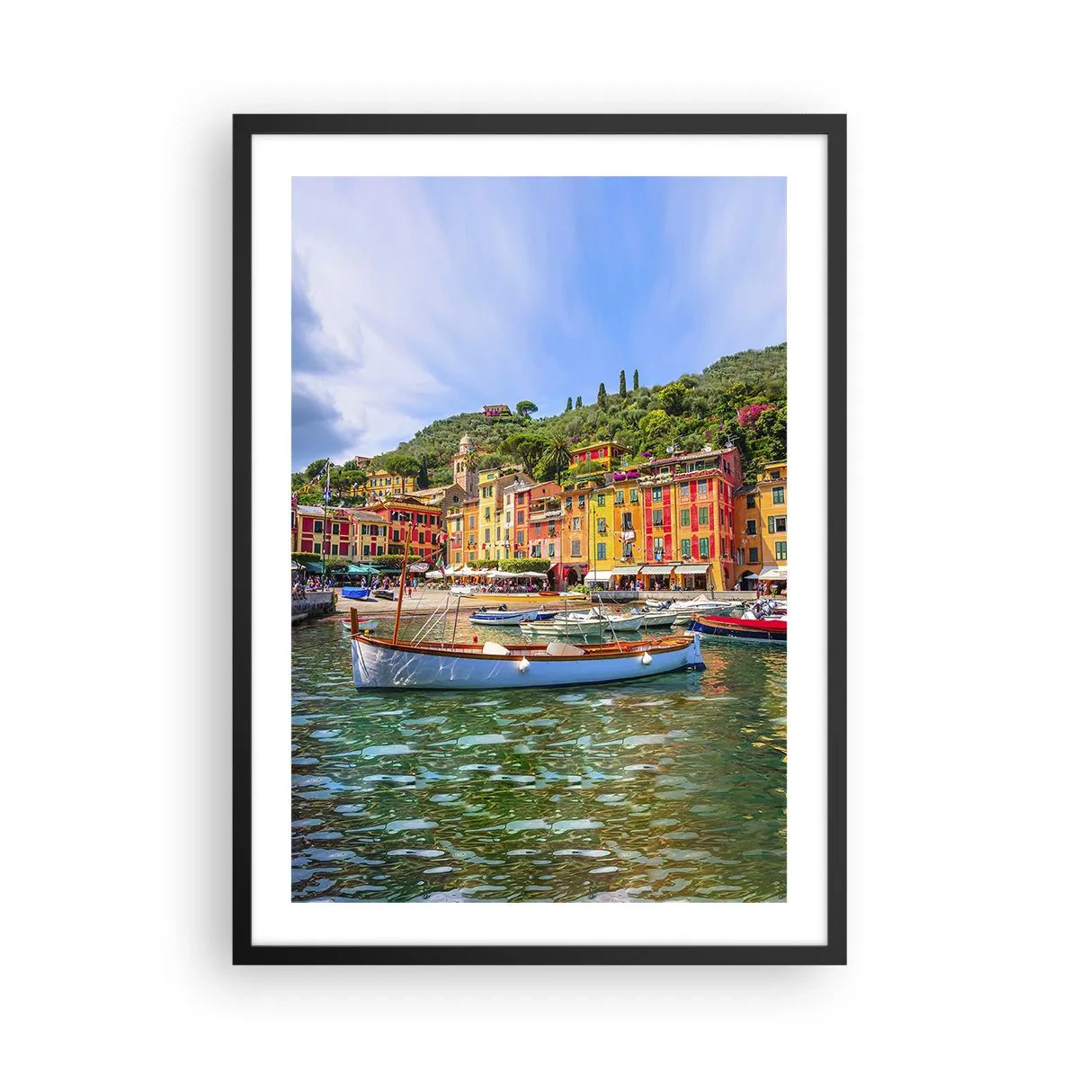 Plakát v černém rámu - Přístavní scéna s barevnými budovami a loděmi - 50x70cm - Italské dopoledne - Moderní nástěnná dekorace do obývacího pokoje a ložnice ARTTOR
