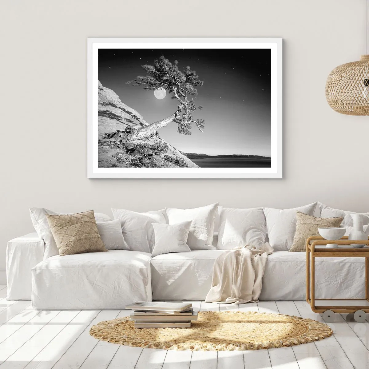 Plakát v bílém rámu - Vítězná válečnice - 91x61 cm