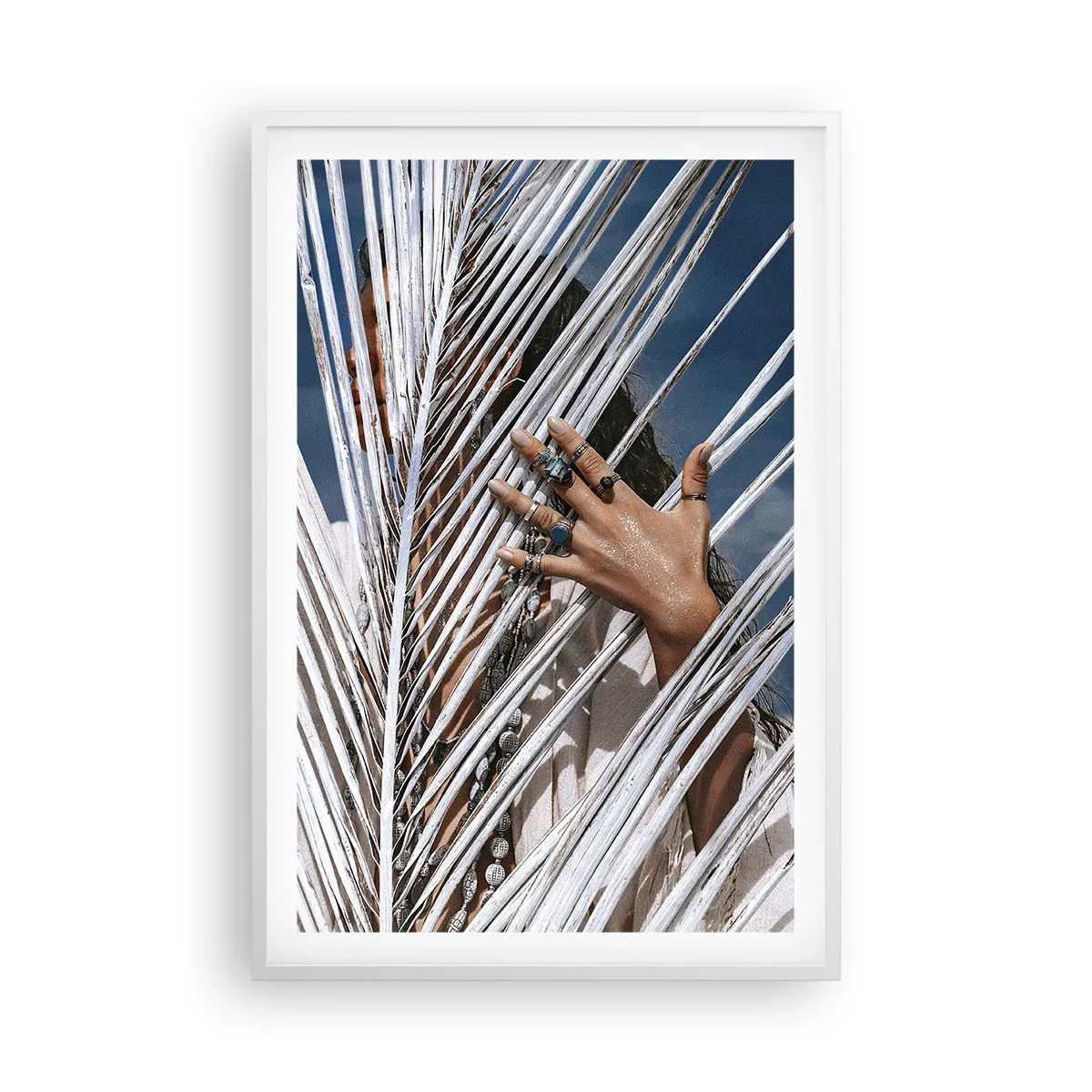 Plakát v bílém rámu - Šamanová holka? - 61x91 cm