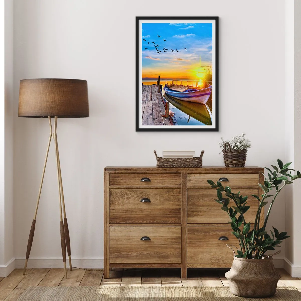 Plakát v černém rámu - Loď na jezeře při západu slunce s ptáky v pozadí - 50x70cm - Na shledanou zítra - Moderní nástěnná dekorace do obývacího pokoje a ložnice ARTTOR