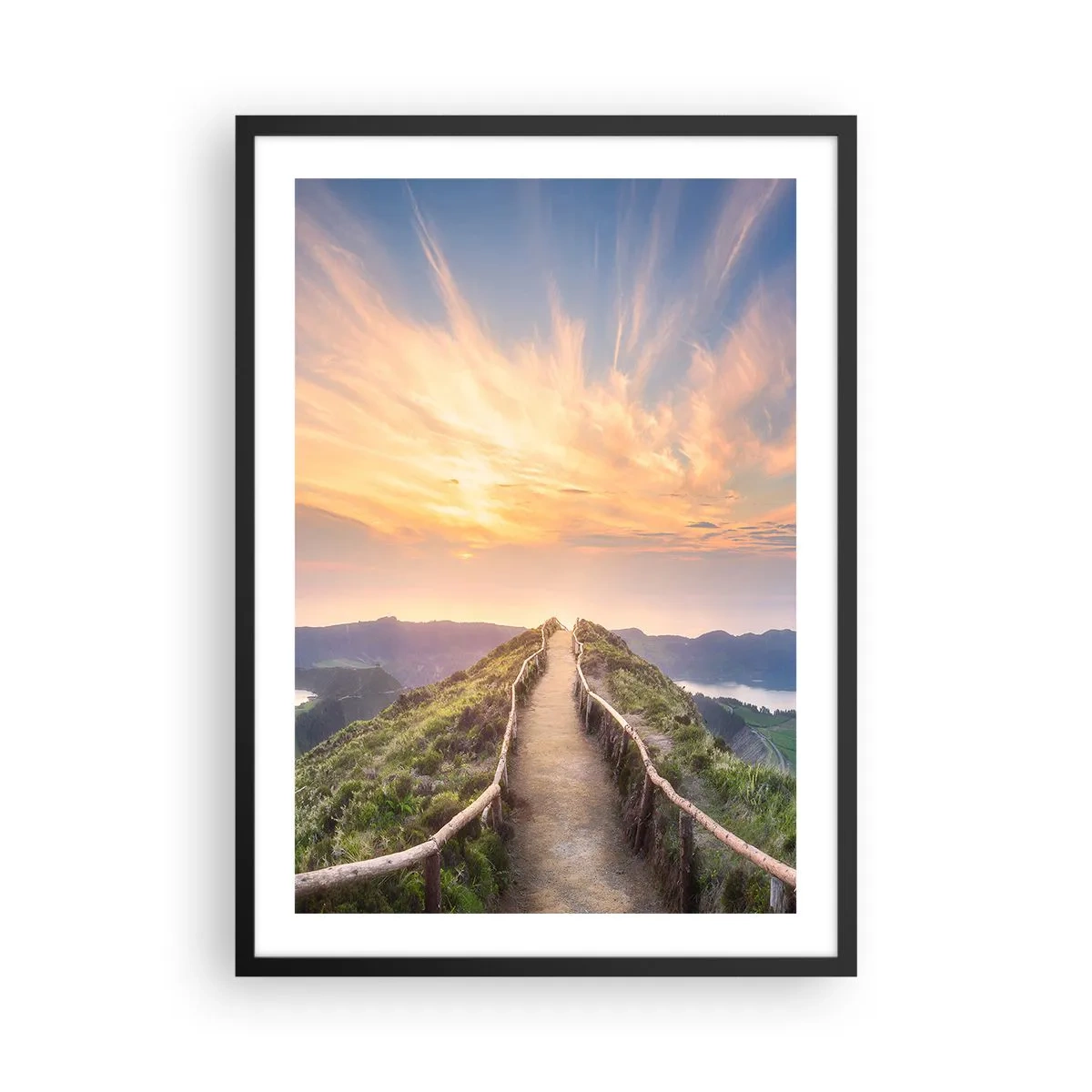 Plakát v černém rámu - Stezka na vrcholu kopce s výhledem na západ slunce a hory - 50x70cm - Blízko nebe - Moderní nástěnná dekorace do obývacího pokoje a ložnice ARTTOR