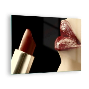 Obraz na skle - Smyslné rty s karmínovou rtěnkou na tmavém pozadí - 70x50cm - Smyslnost a lesk karmínu - Moderní nástěnná dekorace do obývacího pokoje a ložnice ARTTOR