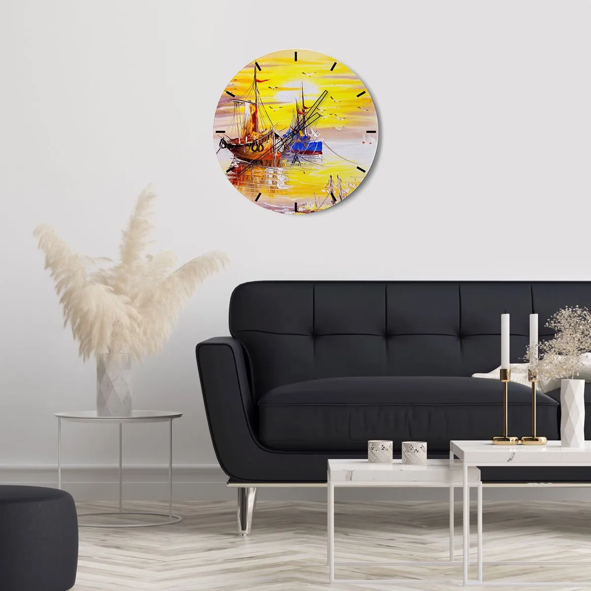 Nástěnné hodiny - Malebné plachetnice při západu slunce - 30x30cm - Zasloužený odpočinek v přístavu - Moderní nástěnná dekorace do obývacího pokoje, kuchyně a ložnice ARTTOR