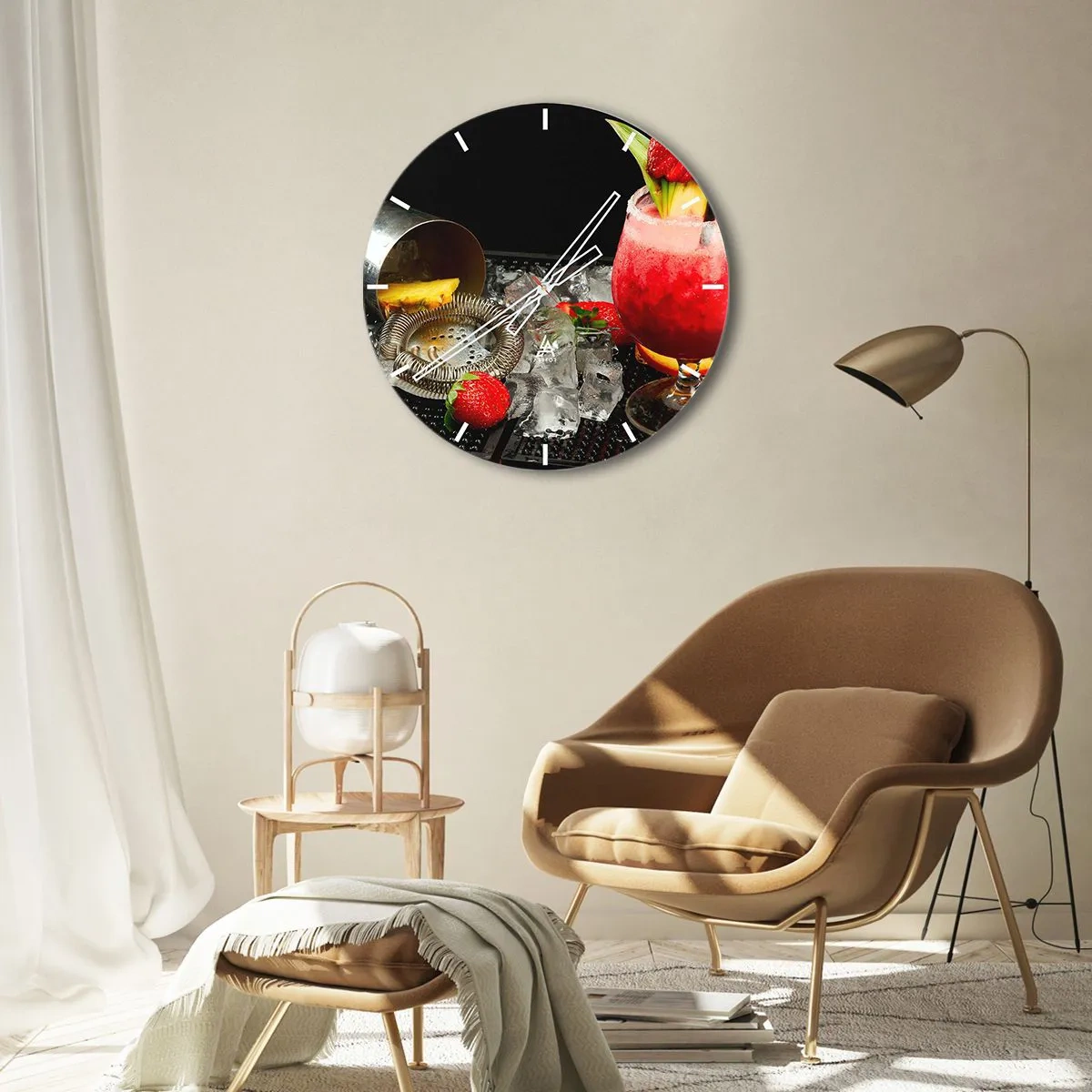 Nástěnné hodiny - Jahodový koktejl s polevou a drceným ledem - 30x30cm - Vykouzlit chuť - Moderní nástěnná dekorace do obývacího pokoje, kuchyně a ložnice ARTTOR