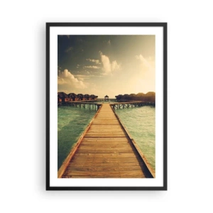 Plakát v černém rámu - Dřevěné molo vedoucí k vodním domům při západu slunce - 50x70cm - Vřelé pozvání - Moderní nástěnná dekorace do obývacího pokoje a ložnice ARTTOR