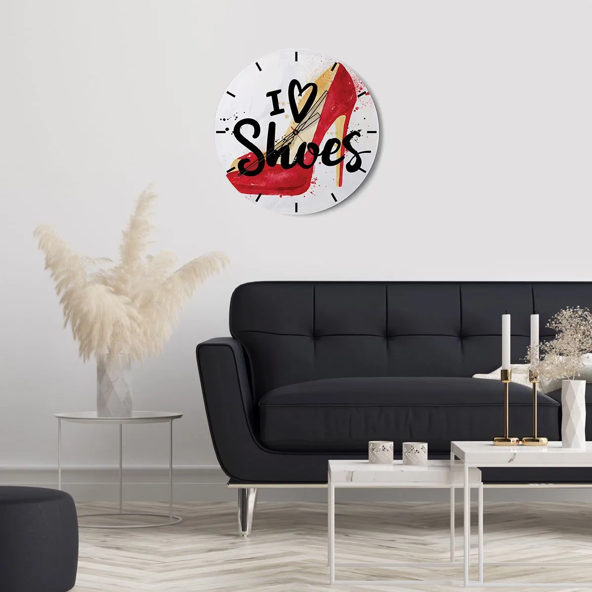 Nástěnné hodiny - Červený vysoký podpatek s nápisem „Miluji boty“. - 30x30cm - Láska má více podob - Moderní nástěnná dekorace do obývacího pokoje, kuchyně a ložnice ARTTOR