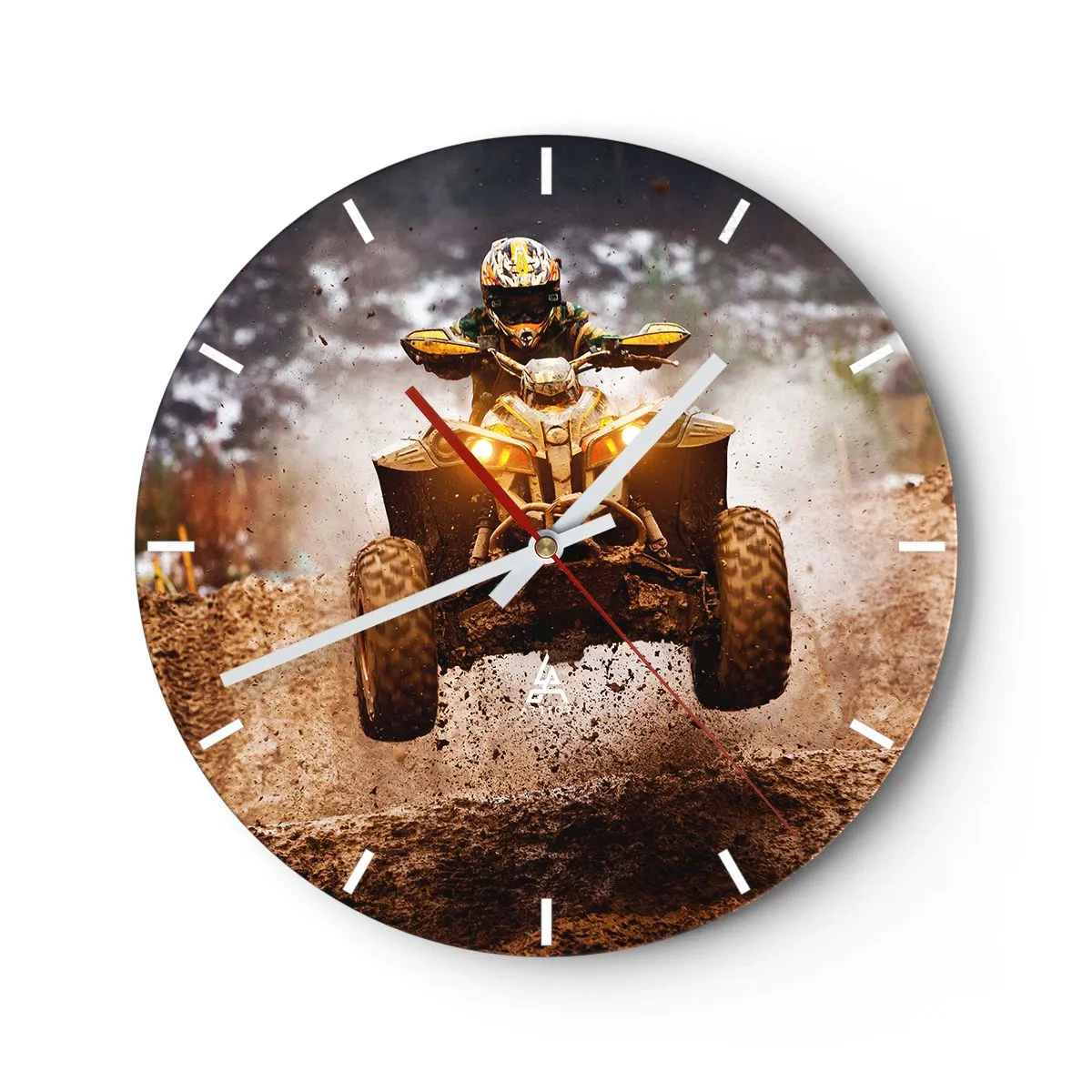 Nástěnné hodiny - Čtyřkolka v pohybu na blátivé trati, dynamická jízda v terénu - 30x30cm - No risk no fun - Moderní nástěnná dekorace do obývacího pokoje, kuchyně a ložnice ARTTOR