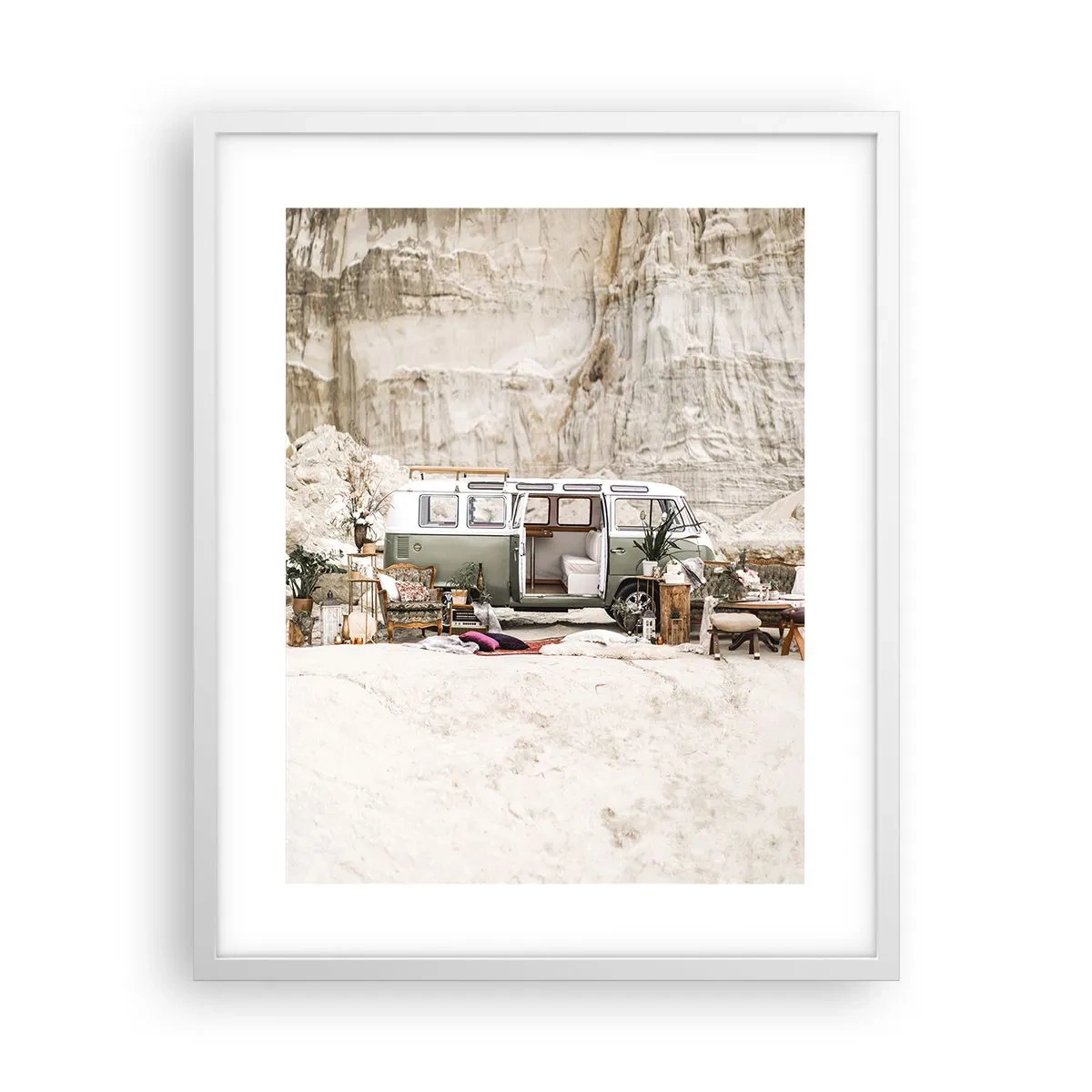 Plakát v bílém rámu - Cesta právě začíná - 40x50 cm