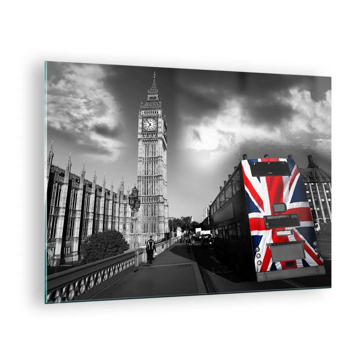 Obraz na skle - Big Ben a autobus s britskou vlajkou - 70x50cm - Hrdá a velká - Moderní nástěnná dekorace do obývacího pokoje a ložnice ARTTOR