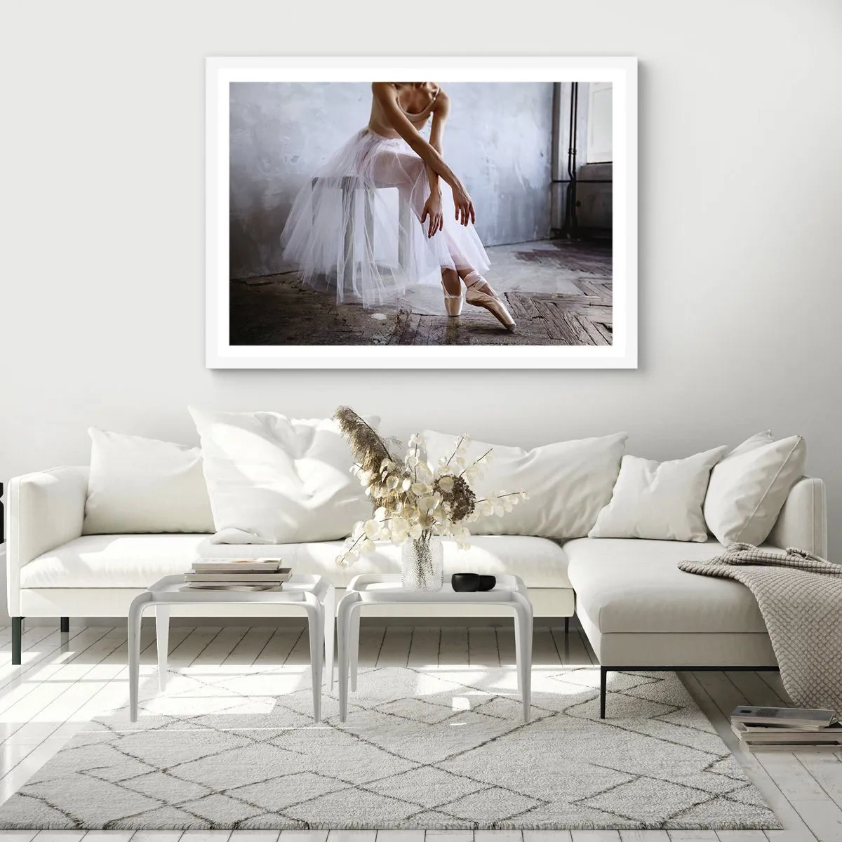 Plakát v bílém rámu - Než se rozsvítí světla rampy - 70x50 cm