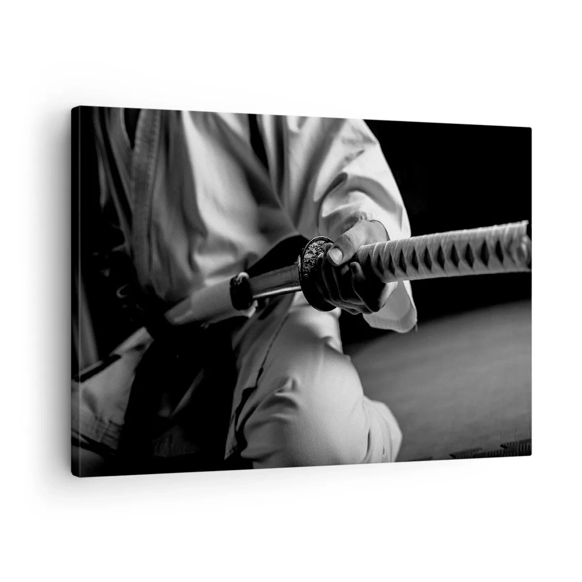Obraz na plátně - Samuraj v kimonu držící katanu v černé a bílé. - 70x50cm - Duše bojovníka - Moderní nástěnná dekorace do obývacího pokoje a ložnice ARTTOR