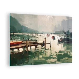 Obraz na skle - Dřevěné molo a lodě na klidné vodě obklopené horami - 70x50cm - Zalité roztaveným měsícem - Moderní nástěnná dekorace do obývacího pokoje a ložnice ARTTOR