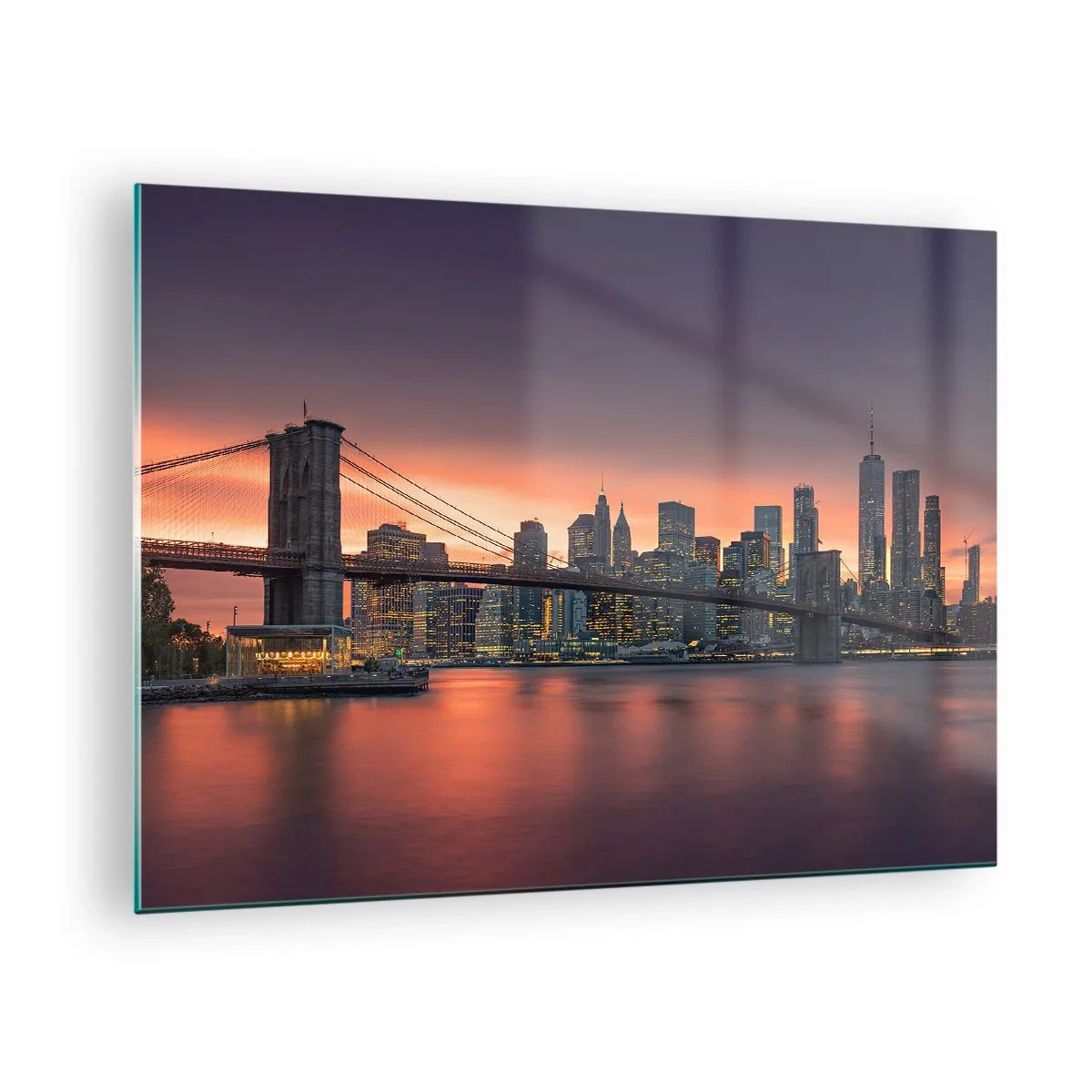 Obraz na skle - Brooklynský most při západu slunce - 70x50cm - Ponořené do liliového ticha - Moderní nástěnná dekorace do obývacího pokoje a ložnice ARTTOR