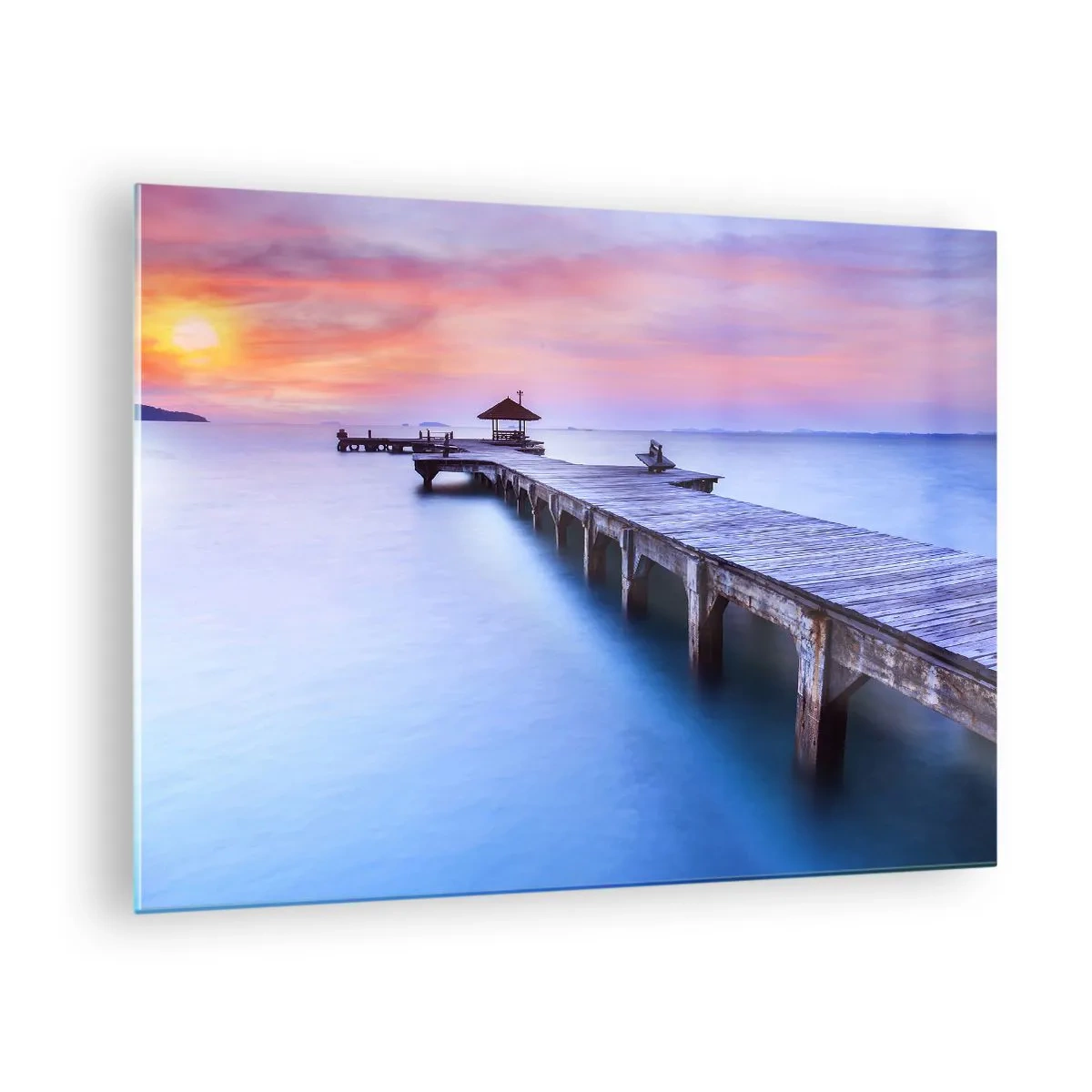 Obraz na skle - Dřevěné molo při východu slunce na klidné vodě - 70x50cm - Moře klidu až po horizont - Moderní nástěnná dekorace do obývacího pokoje a ložnice ARTTOR