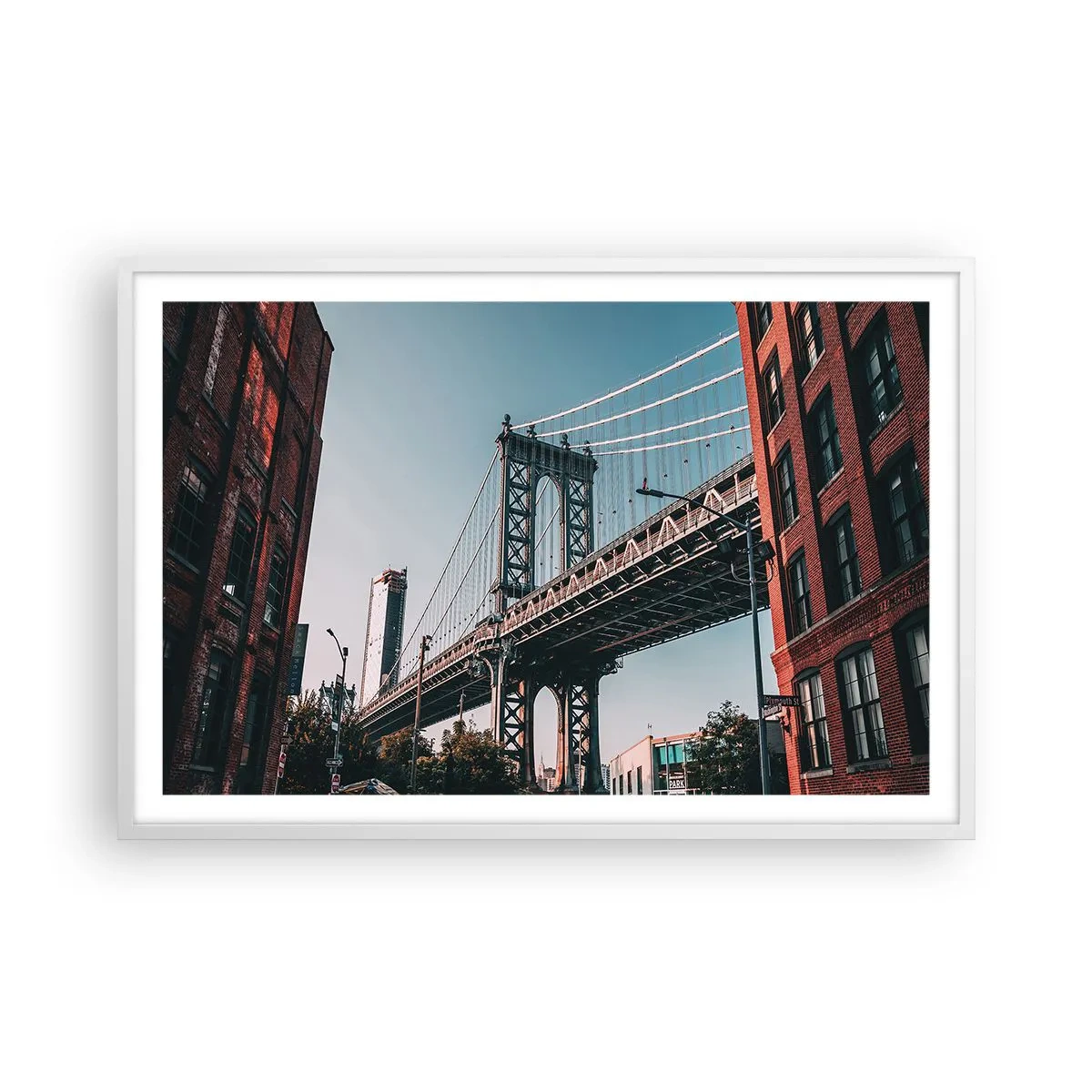 Plakát v bílém rámu - Nad vlnami města - 91x61 cm