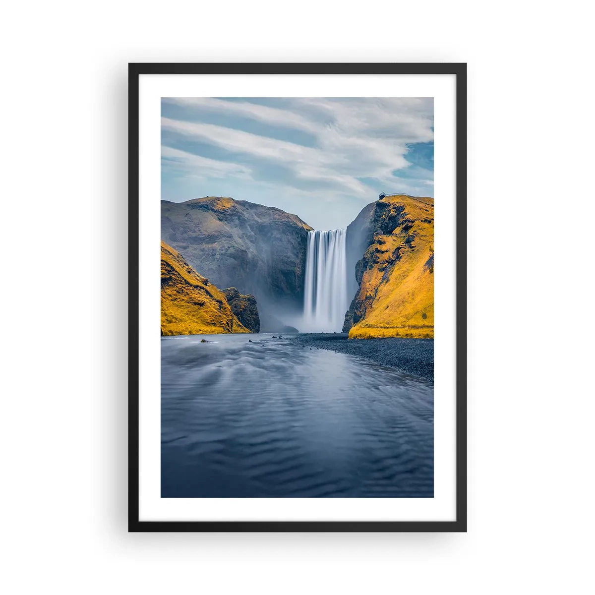 Plakát v černém rámu - Vodopád stékající z hor obklopených zlatými svahy - 50x70cm - Věčné trvání, věčný pohyb - Moderní nástěnná dekorace do obývacího pokoje a ložnice ARTTOR