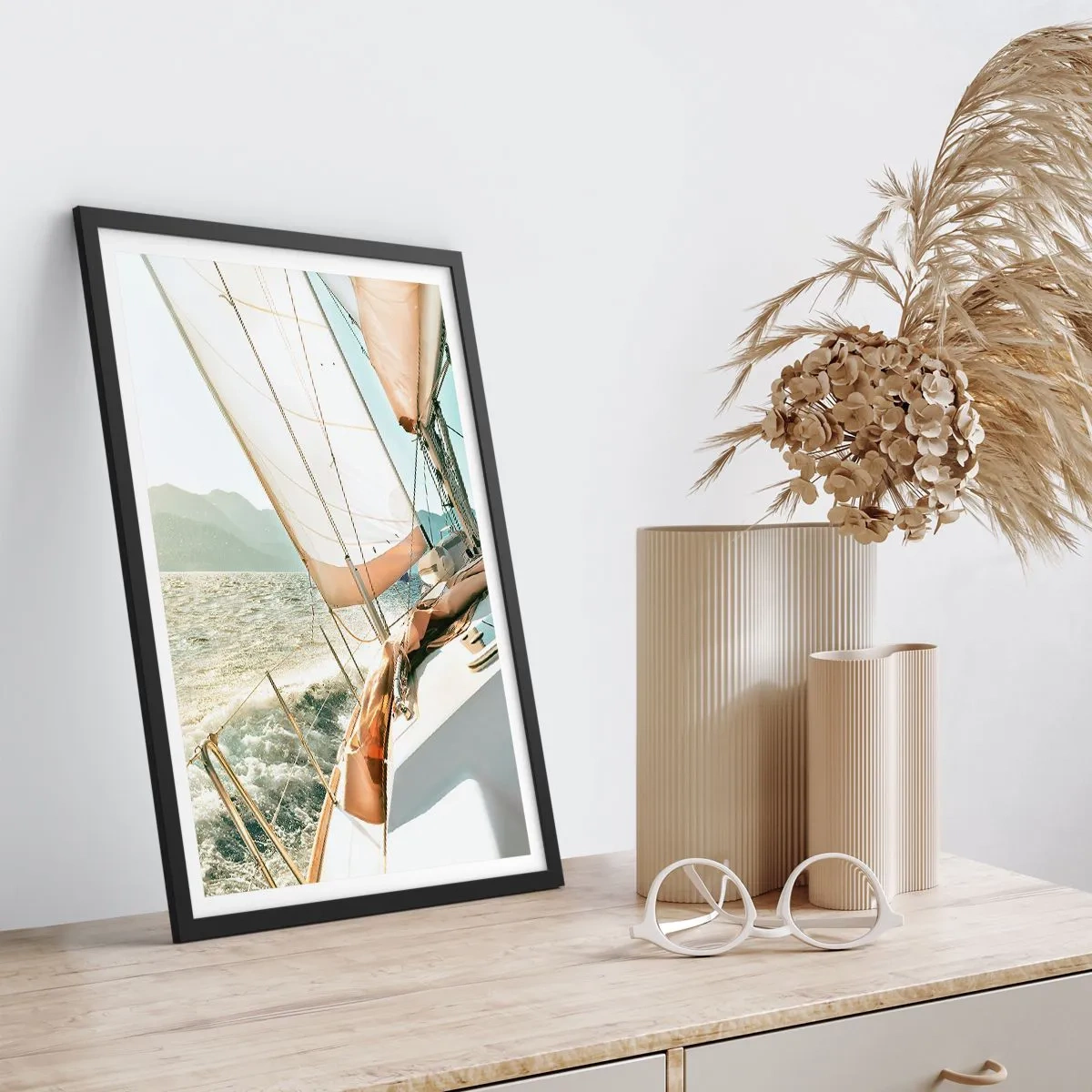 Plakát v černém rámu - Pod plnými plachtami - 40x50 cm