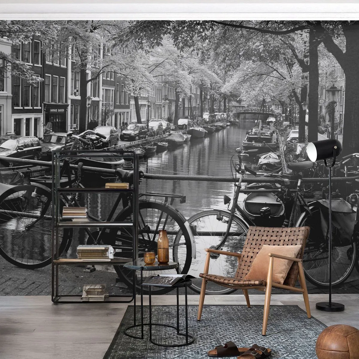 Fototapeta Samolepicí Deluxe Sticker - Velmi nizozemský výhled - Amsterdam, Jízdní kolo, Architektura - 250x175 cm
