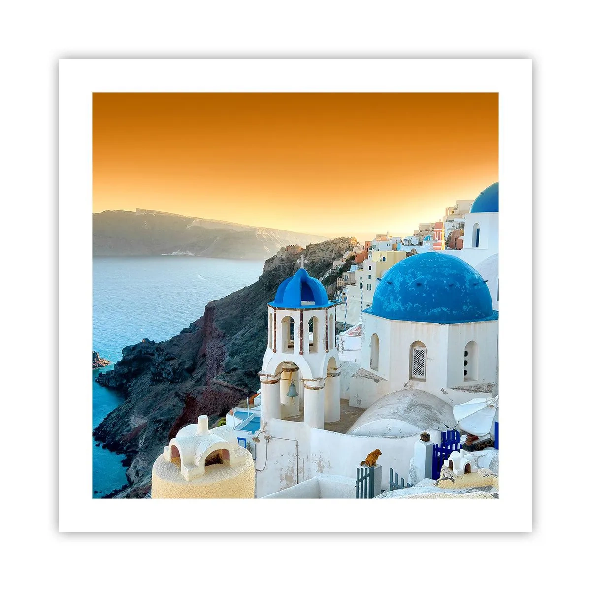 Plakát - Santorini - přitulené ke skalám - 50x50 cm