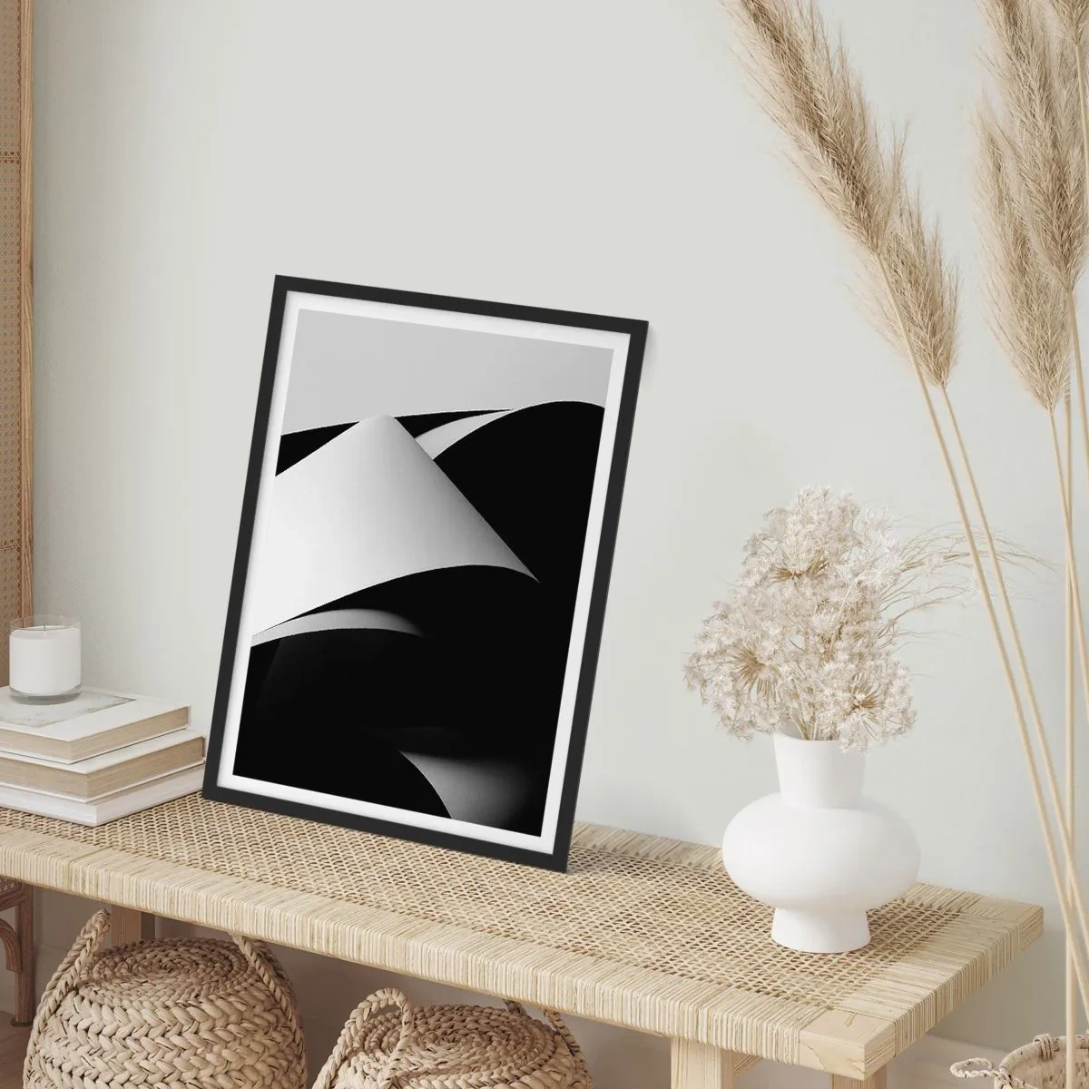 Plakát v černém rámu - Minimalistická abstrakce v černé a bílé - 50x70cm - Světlo z hlubin stínu - Moderní nástěnná dekorace do obývacího pokoje a ložnice ARTTOR