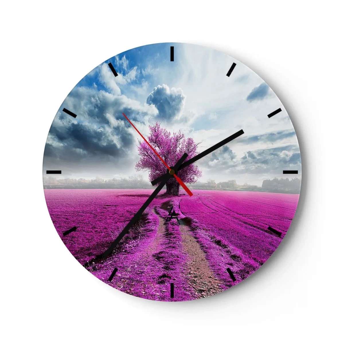 Nástěnné hodiny - Fialové pole s osamělým stromem na pozadí mraků - 30x30cm - Vřesoviště - divočina - Moderní nástěnná dekorace do obývacího pokoje, kuchyně a ložnice ARTTOR