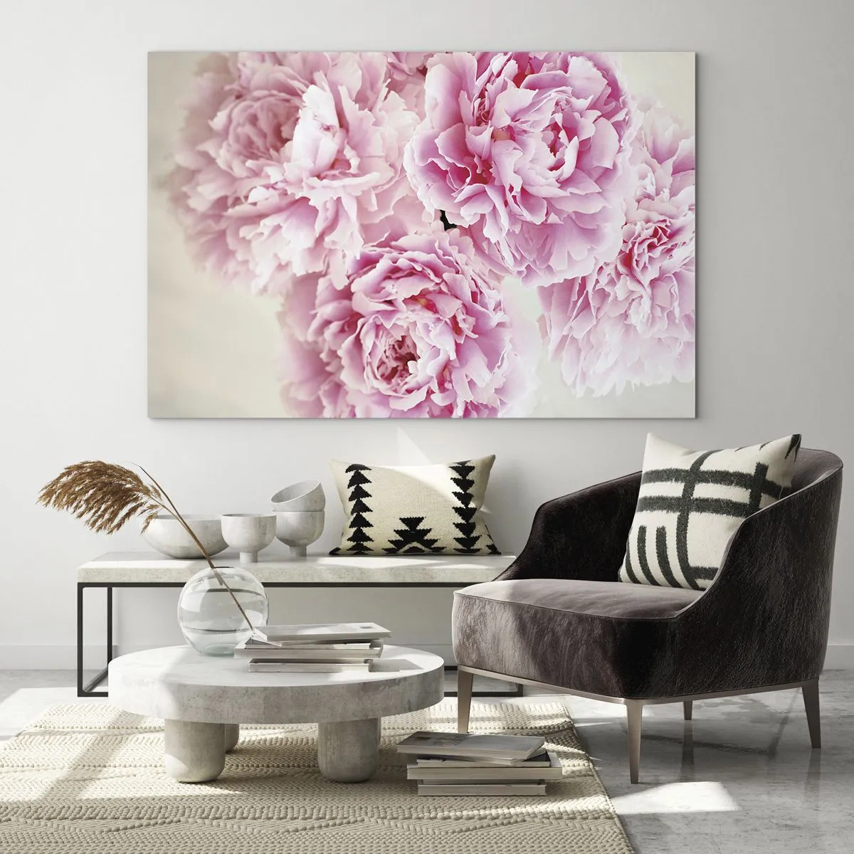 Obraz na skle - Kytice plných růžových pivoněk na světlém pozadí - 70x50cm - V růžovém přepychu - Moderní nástěnná dekorace do obývacího pokoje a ložnice ARTTOR