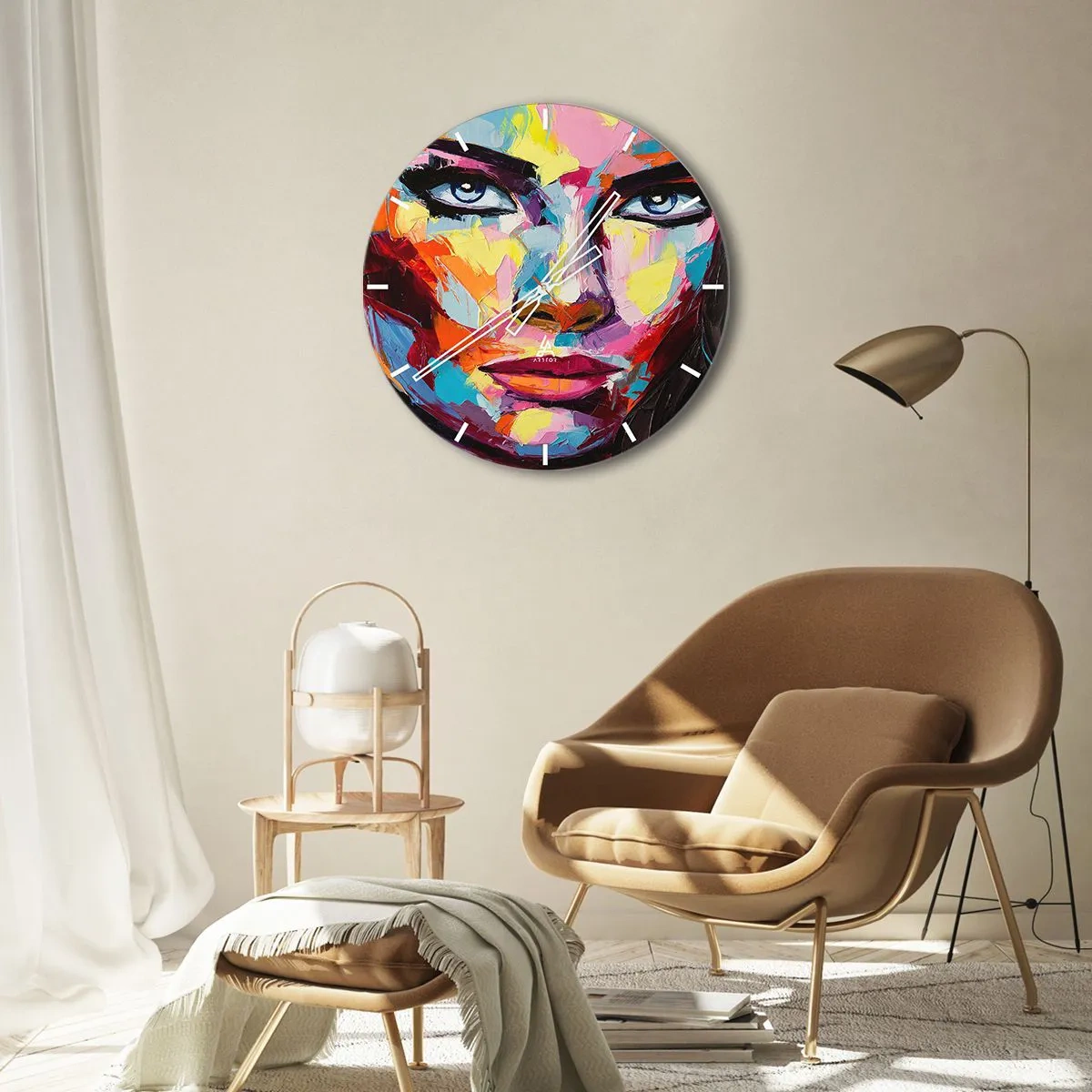 Nástěnné hodiny - Abstraktní portrét ženy v živých barvách - 30x30cm - Také barevná duše - Moderní nástěnná dekorace do obývacího pokoje, kuchyně a ložnice ARTTOR