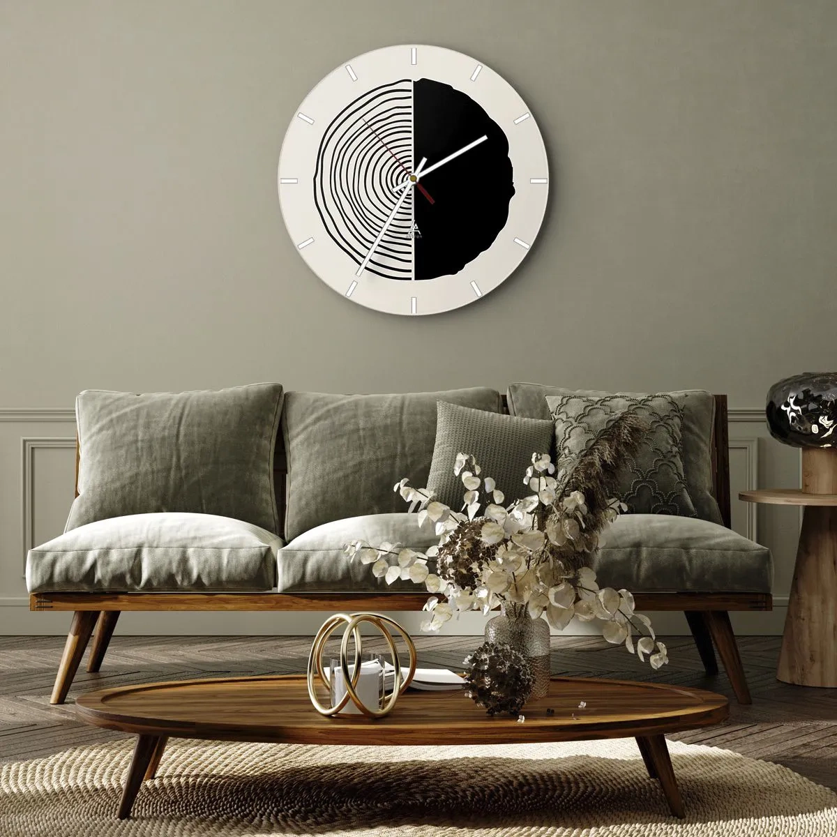 Nástěnné hodiny - Minimalistický motiv průřezu kmene v kontrastních barvách - 30x30cm - Půl na půl - Moderní nástěnná dekorace do obývacího pokoje, kuchyně a ložnice ARTTOR