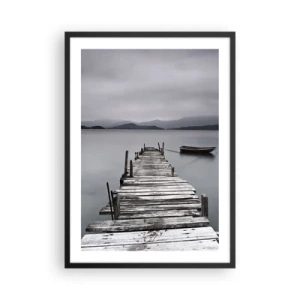 Plakát v černém rámu - Staré molo s lodí na klidné vodě - 50x70cm - Zítra můžeš vyrazit - Moderní nástěnná dekorace do obývacího pokoje a ložnice ARTTOR