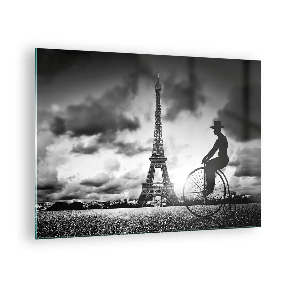 Obraz na skle - Eiffelova věž s retro jízdním kolem v černé a bílé - 70x50cm - Touha po Belle Epoque - Moderní nástěnná dekorace do obývacího pokoje a ložnice ARTTOR