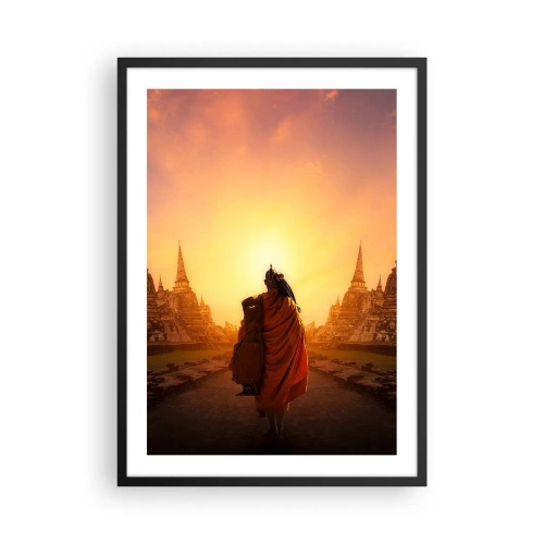 Plakát v černém rámu - Buddhistický mnich v paprscích vycházejícího slunce - 50x70cm - V klidu věčností - Moderní nástěnná dekorace do obývacího pokoje a ložnice ARTTOR