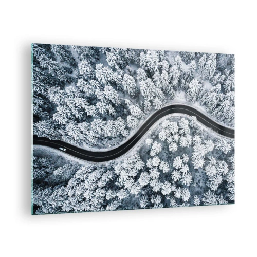 Obraz na skle - Klikatá cesta zimním lesem, snímek z dronu - 70x50cm - Zimním lesem - Moderní nástěnná dekorace do obývacího pokoje a ložnice ARTTOR