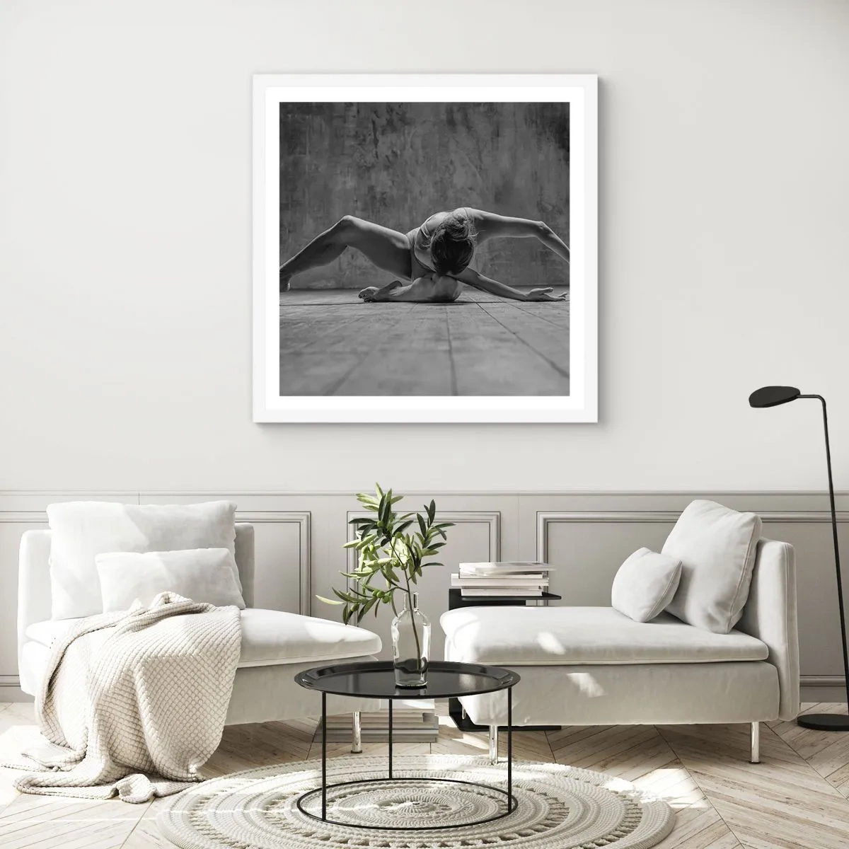 Plakát v bílém rámu - Nalezená symetrie - 50x50 cm